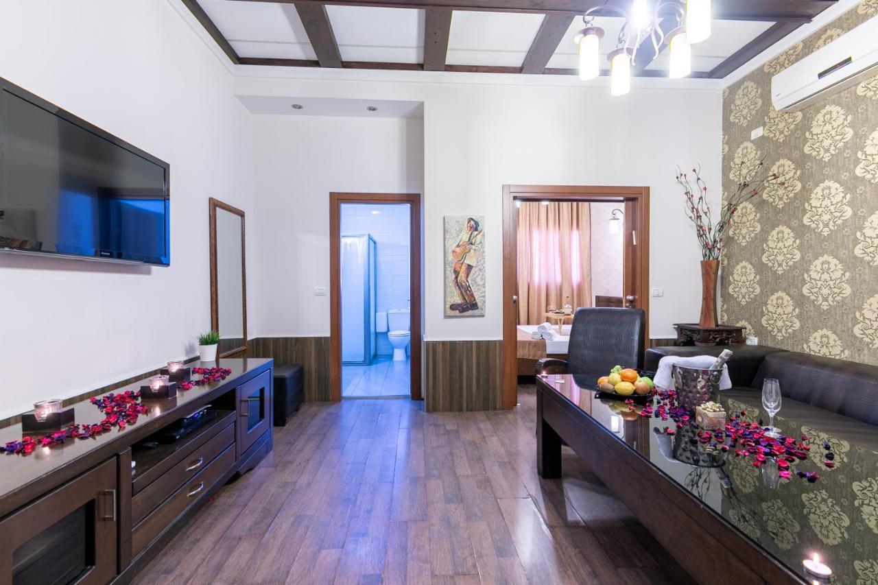 Hotel House Ришон-ле-Цион Экстерьер фото